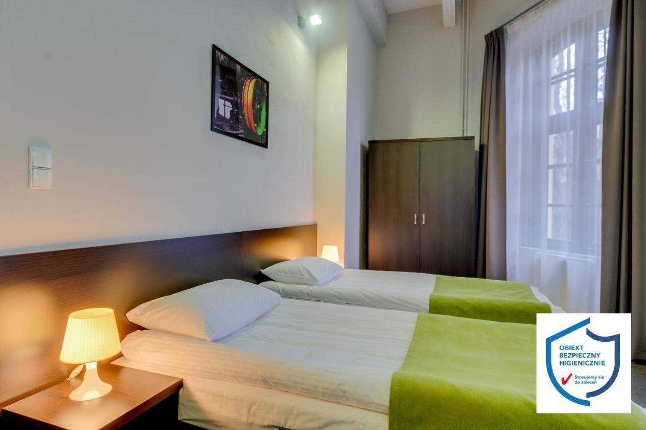 Hotel Grepielnia Бельско-Бяла Экстерьер фото
