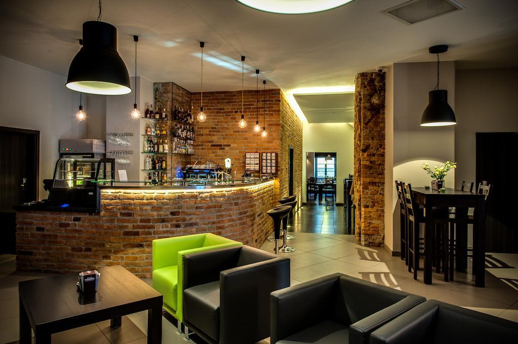 Hotel Grepielnia Бельско-Бяла Экстерьер фото