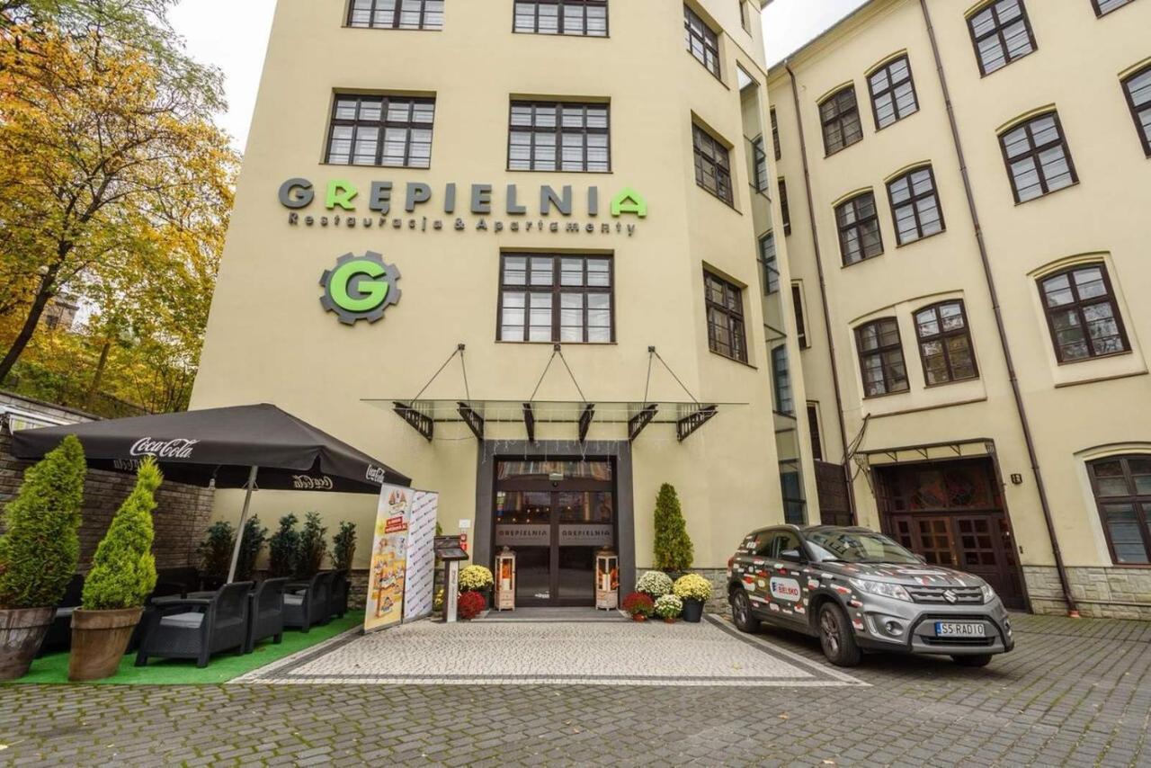 Hotel Grepielnia Бельско-Бяла Экстерьер фото